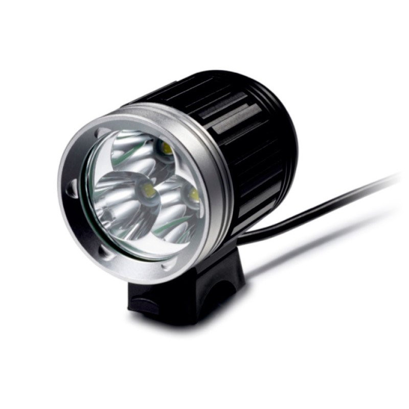 Luz Ext. 3800 Lumens F-3800 FOCO LED CREE 3800 LM BATERIA ESTANCA
